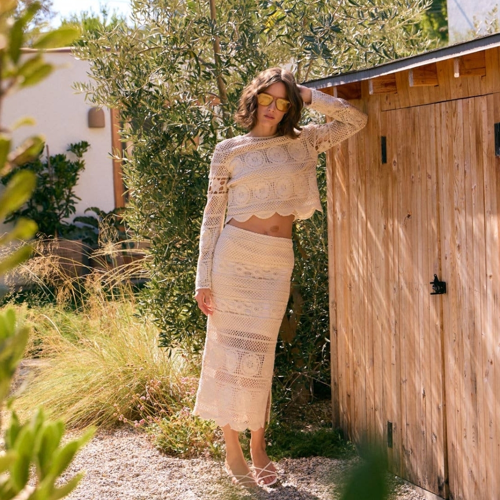 Elegant Cream Lace Midi Skirt Set Size Small